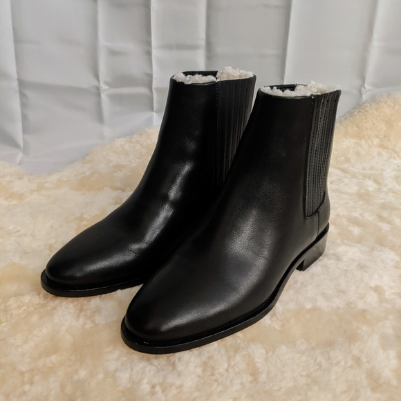 J. Crew Shoes - J. Crew Sherpa-lined Chelsea Leather Boots 5.5